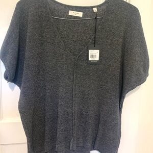 Billy Reid Short Sleeve Bound V-Neck Sweater